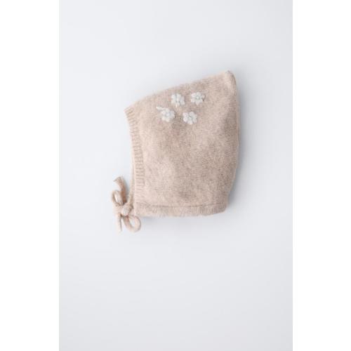 EMBROIDERED FLORAL KNIT BONNET - Light beige | ZARA United States