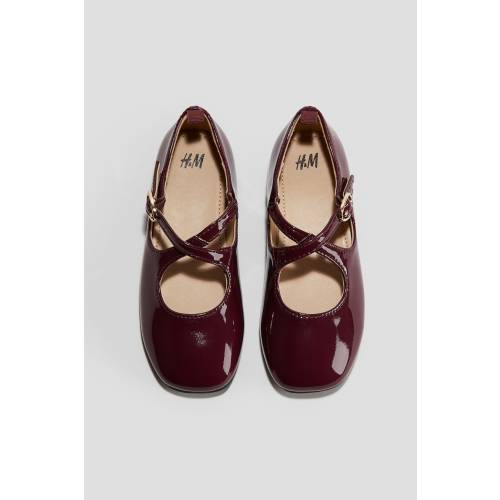 PATENT BALLET FLATS