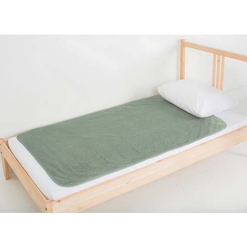 Peapod Mat for Night Time Accidents