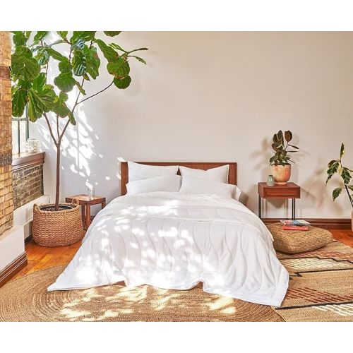 Buffy Breeze Comforter - Soft 100% Eucalyptus Lyocell, Cooling, White Lightweight Summer Duvet Insert with Corner Tabs (King/Cal King)