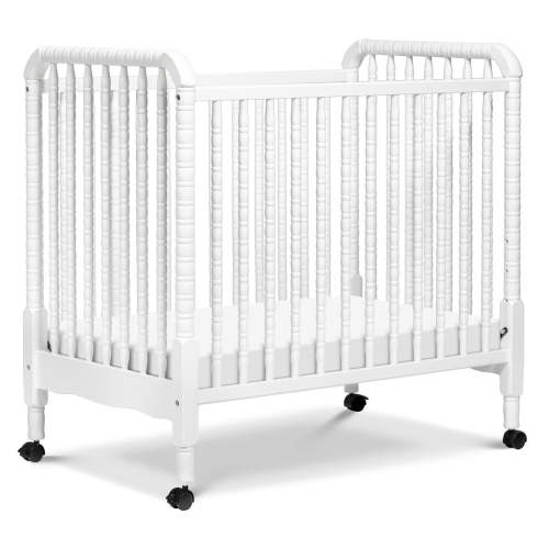 DaVinci Jenny Lind 3-in-1 Convertible Mini Crib | Modern Nursery™