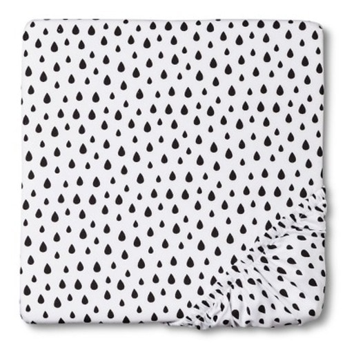 Circo&reg; Woven Fitted Crib Sheet - Drops