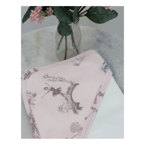 Swan Lake Hooded Towel in Pink