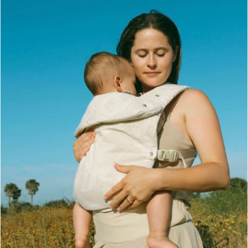 IVORY BLOOM – GOJIBERRY