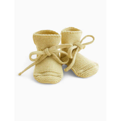 Booties in Light Yellow