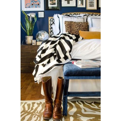 Designing A Cozy And Stylish Halloween-Themed Bedroom in 2025 | Room inspiration bedroom, Cozy room decor, Bedroom inspirations