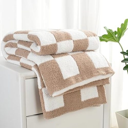 Carriediosa Checkered Throw Blanket 60" X 80" Twin, 400GSM Ultra Soft Microfiber Fuzzy Fluffy Reversible Cute Preppy Knitted Blankets Cozy Plush Fall Throws for Couch, Bed, Sofa, Taupe