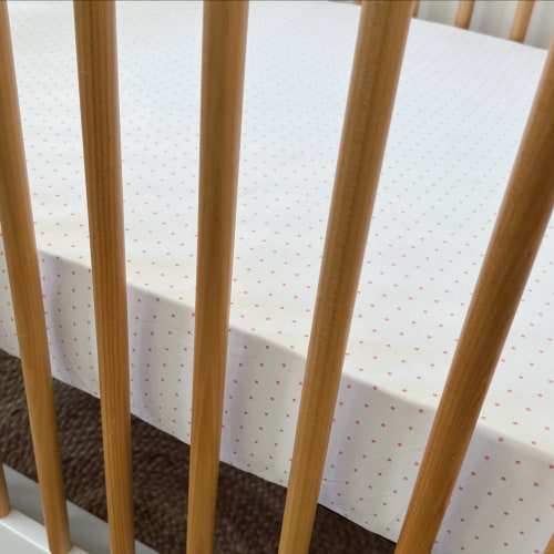 Stretch Crib Sheet, Pink Polka Dot – SpearmintLOVE