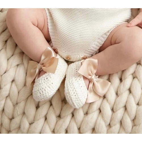 Gold Bow Knitted Shoe – Ella Marina Baby