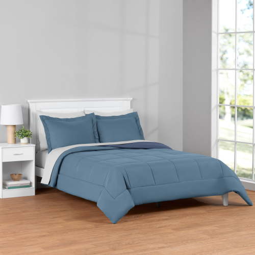 Mainstays 7 Piece Reversible Bed in a Bag Comforter Set with Sheets, Light Blue, Queen