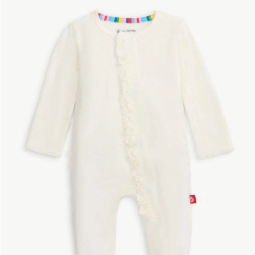 Magnetic Footie with Ruffle – Magnetic Me