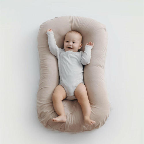 Little Manta Portable Baby Lounger Nest