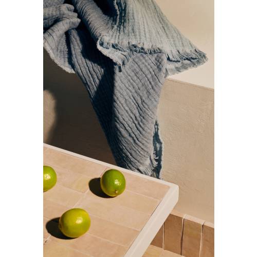 COTTON MUSLIN THROW