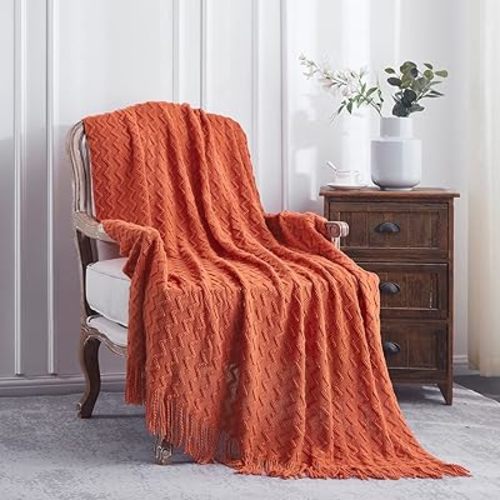 Lunarose - Manta para el sofá, manta de punto suave y acogedora, manta decorativa ligera para el sofá, silla, cama, viajes y sala de estar, apta para todas las estaciones, para mujeres, hombres y niños (50x60 pulgadas, naranja-onda)