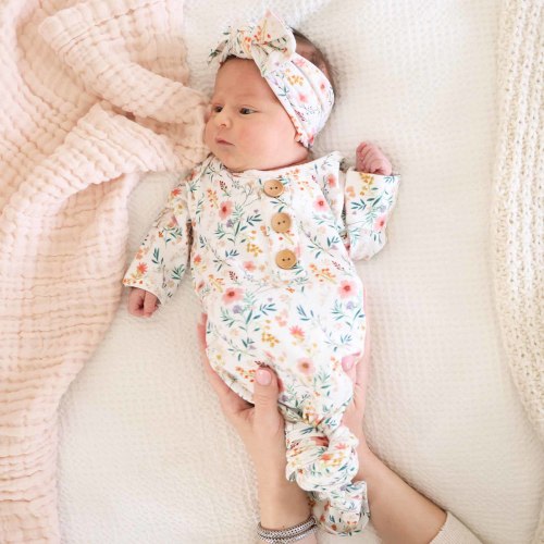 Winnies Wildflowers Newborn Baby Knot Gown & Hat Set