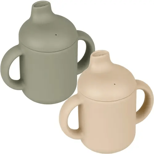 Vaso para bebés y niñas, paquete de 2 vasos de entrenamiento de silicona para niños y niñas, irrompible, a prueba de derrames y dos asas, taza para aprender, 4 onzas (crema/salvia)