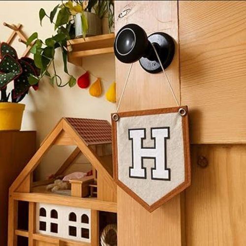 Personalized Name Pennant Flag, Handmade Custom Initial Felt Nursery Pennant for Boy Girl, Baby Name Banner Flag Wall Hanging for Toddler Bedroom Dorm Baby Shower Kids Room