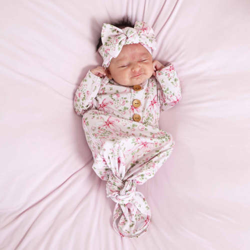 Bows in Bloom Newborn Baby Knot Gown & Hat Set | Pink