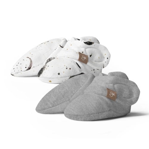 Stay-On Baby Booties 2-Pack | MANY MOONS + PEBBLE 0-6M – goumikids