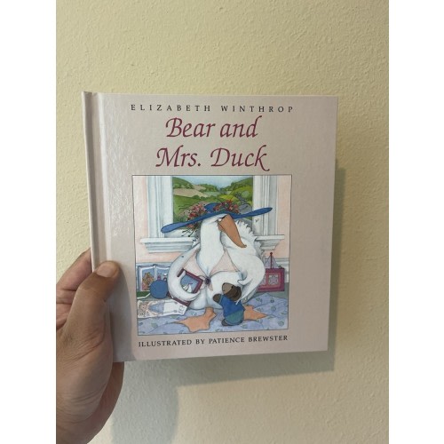 VTG 1988 Bear and Mrs. Duck By Elizabeth Winthrop