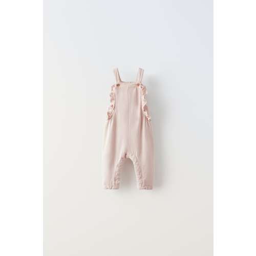 RUFFLED TEXTURED FLORAL BOTTOMSRUFFLED SERGED OVERALLSTEXTURED EMBROIDERED BODYSUIT