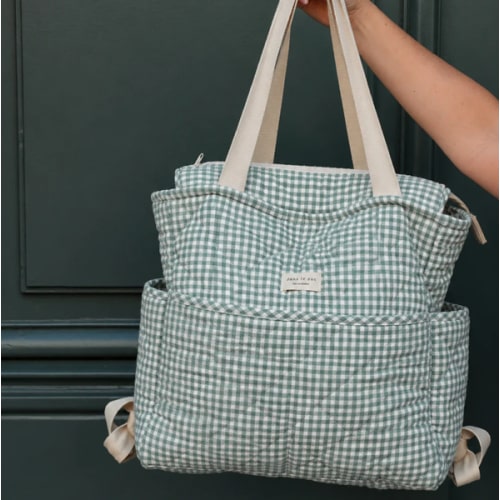 Dans Le sac diaper bag