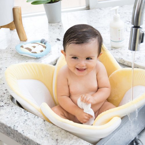 Blooming Baby Lotus, Yellow/Gray