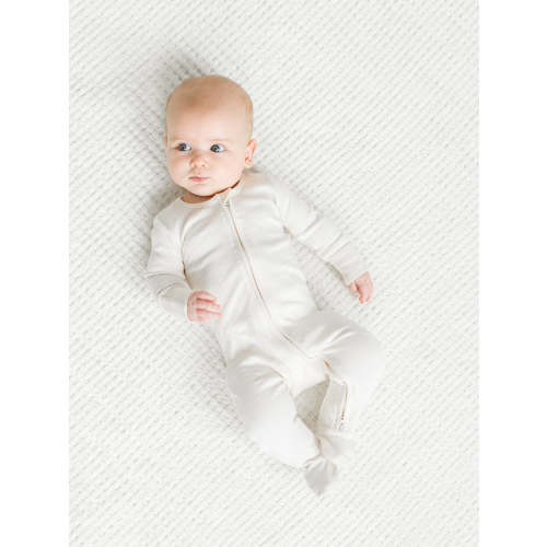 Ivory / 0-3M