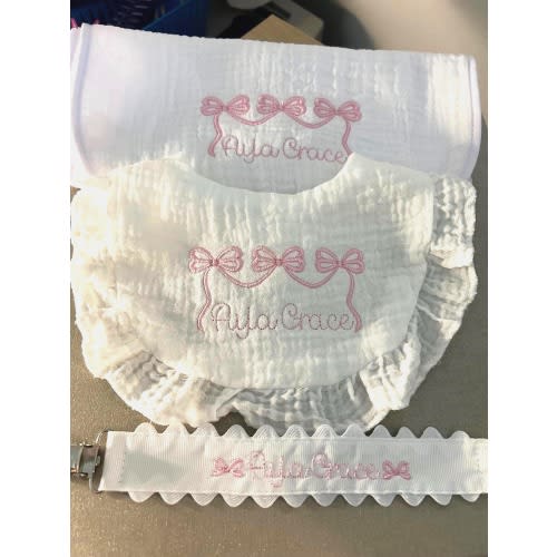 Personalized Baby Girl Gift Set-Custom Bib, Burp Cloth and  Pacifier Clip- Embroidered Name & Bows- Baby Shower Gift- Newborn Girl Set