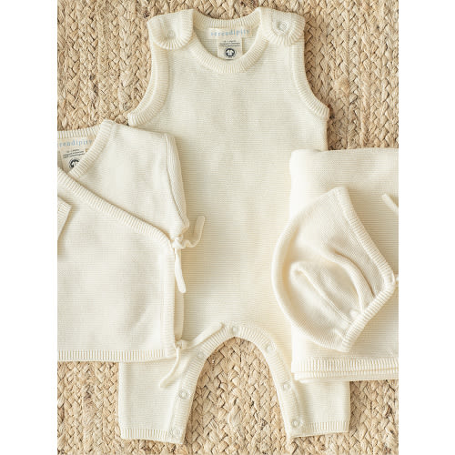 Newborn Knit 4-pcs. set in String Bag
