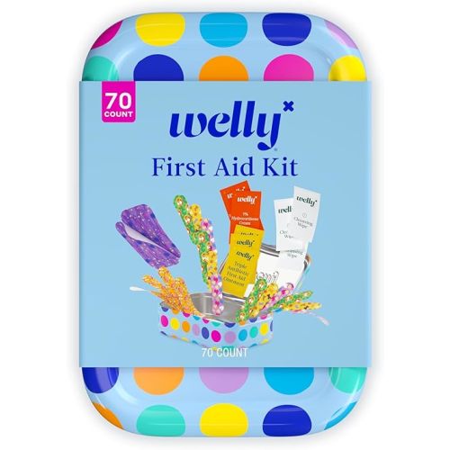 Welly First Aid Kit - Bravery Badges in Flexible Fabric and Waterproof, Singe Use Ointments Triple Antibiotic, Cleansing Wipes and Hydrocortisone - 70 Count