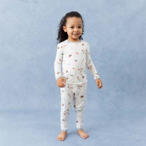 Long Sleeve Pajamas in Home Run