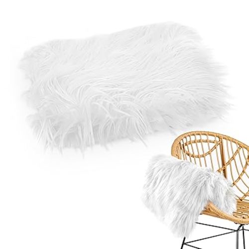 White Faux Fur Blanket for Newborn Photo Props from Plush Soft Pile