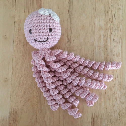 Crochet NICU Preemie Octopus. Brooklyn is Rose Quartz with an Ivory Bow. Made to Order