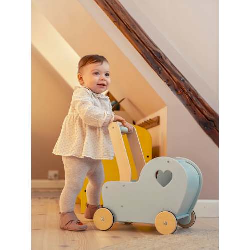 Essential Heart Pram Green 621 C
