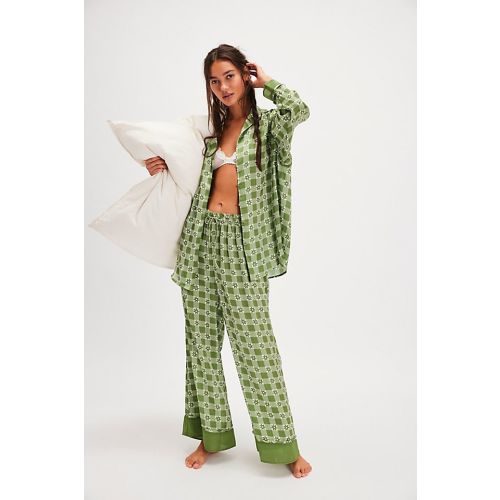 Dreamy Days Pajama Set