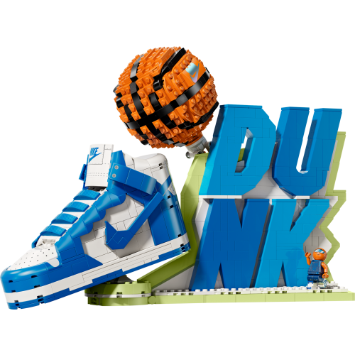 Nike Dunk x LEGO® Set