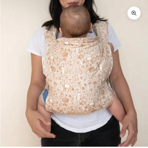 Woodland Lark Baby Carrier | Size-Inclusive & Cozy for Adventures