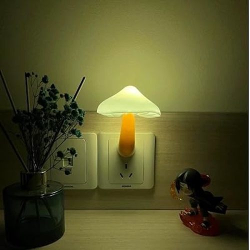 ZEZHOU Sensor LED Mushroom Night Light - Plug-in Wall Dream Bed Room Nightlight for Adults Kids Cute Mushroom Lamp Cottagecore Decor for Bedroom, Bathroom, Stairs, Hallway Corridor, Warm Yellow