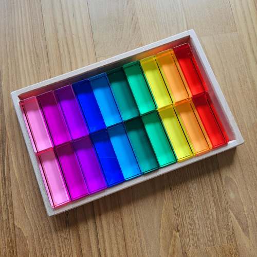20 Lucite Columns™ (Rainbow)
