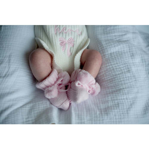 Knit Pom Pom Booties in Petal Pink – Sweet June
