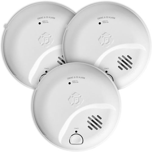 First Alert BRK Combination Smoke & Carbon Monoxide Alarm, Battery Operated Detector with Test & Silence Button, SMICO100, 1-Pack
