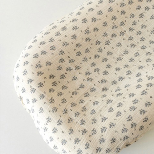 Muslin cover for lounger nest – Anzy Home
