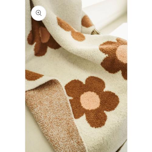 Plush Blanket - Caramel Daisy
