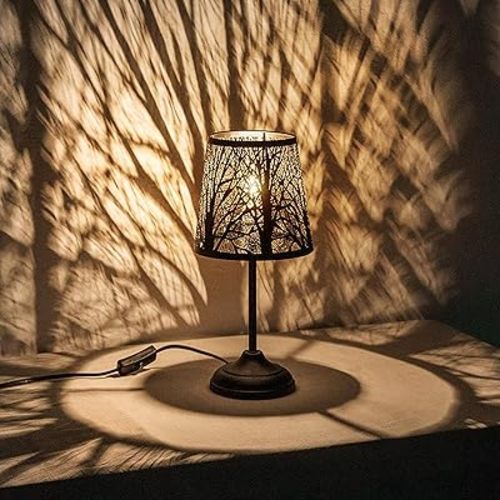 Black Metal Tree Shadow Table Lamp, Vintage Rustic Bedside Lamp, Small Bedside Night Light for Kids, Ambient Mood Lighting for Bedroom Living Room, Halloween Gothic Decorative Small Spaces Table Lamp