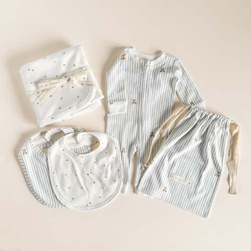 PREORDER Layette Gift Set, Bear and Bee
