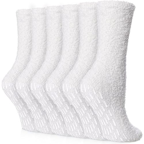 FNOVCO Non Slip Socks for Women Winter Warm Cozy Fuzzy Slipper Socks Soft Fluffy Hospital Socks with Grips