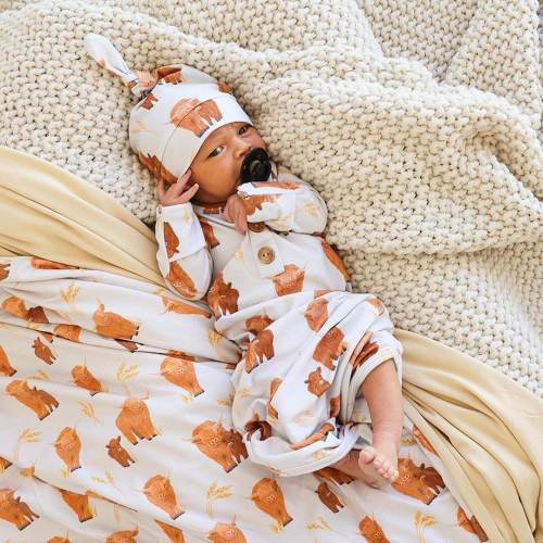 Happy Highland Cows Newborn Baby Knot Gown & Hat Set