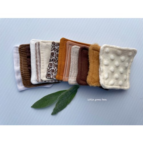 Montessori sensory fabric cards for baby, 15 tactile cards, textured fabric baby toy, educational baby gift in neutral tones, fabric squares