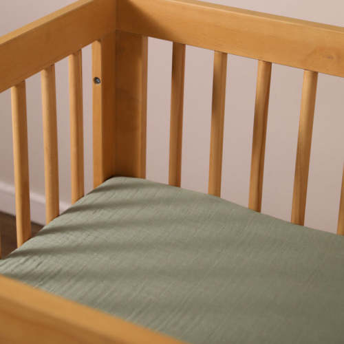 Crib Sheet in GOTS Certified Organic Muslin Cotton